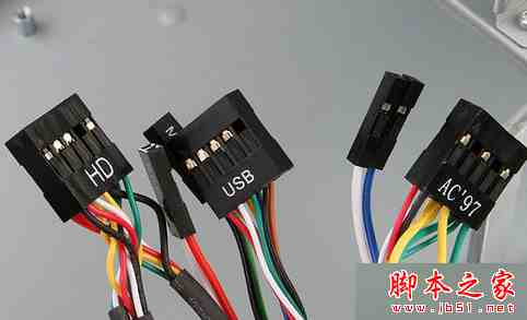 win8.1系统开机后黑屏且主板伴有警报声的原因及解决方法